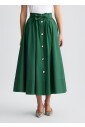 jupe-midi-dans-un-style-tendance