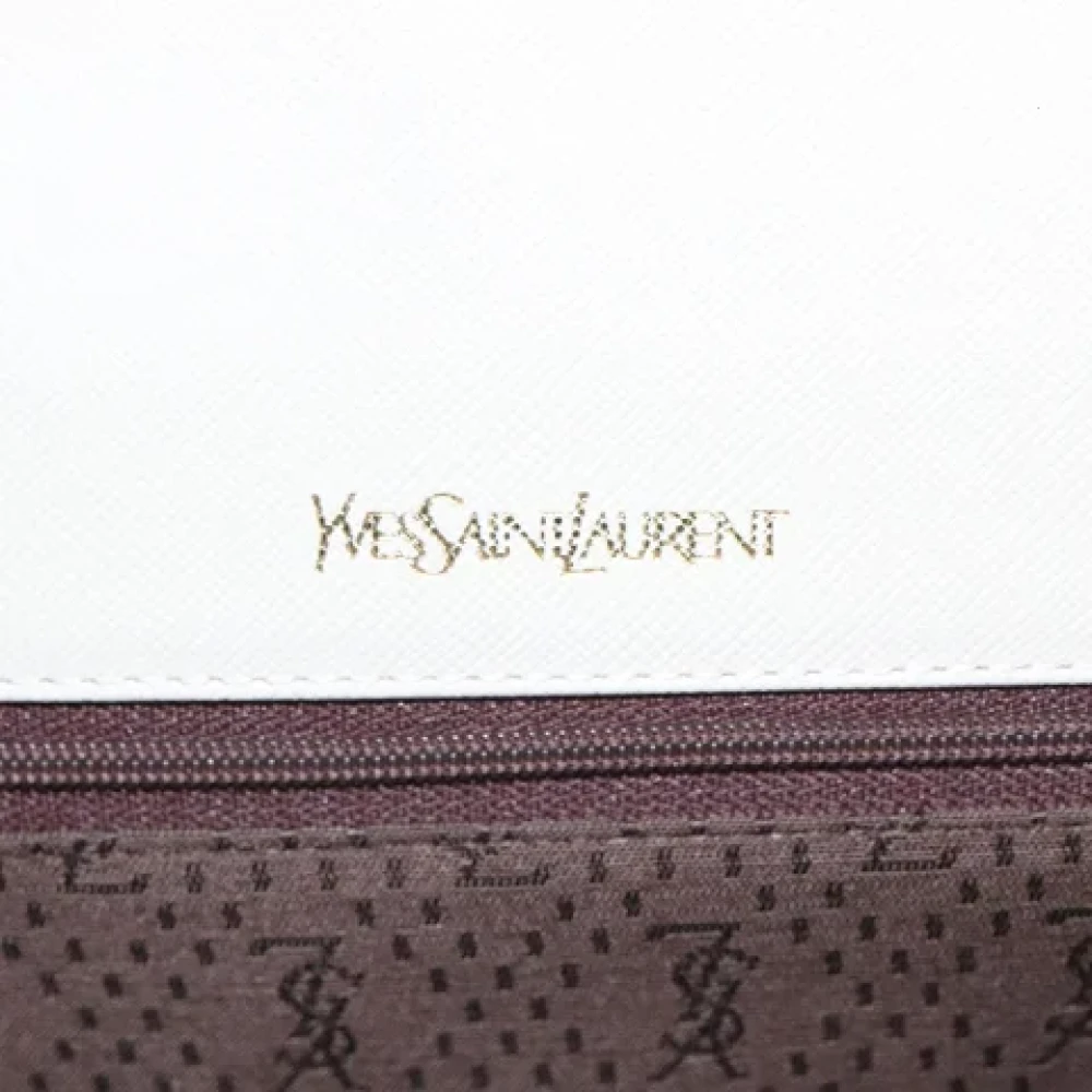 Saint Laurent Vintage Pre-owned Leather clutches Beige Dames