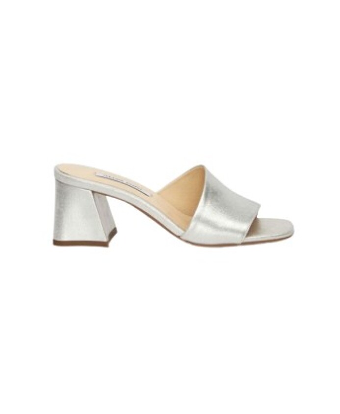 mules-argentees-a-talons
