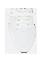 baskets-basses-avec-details-en-daim