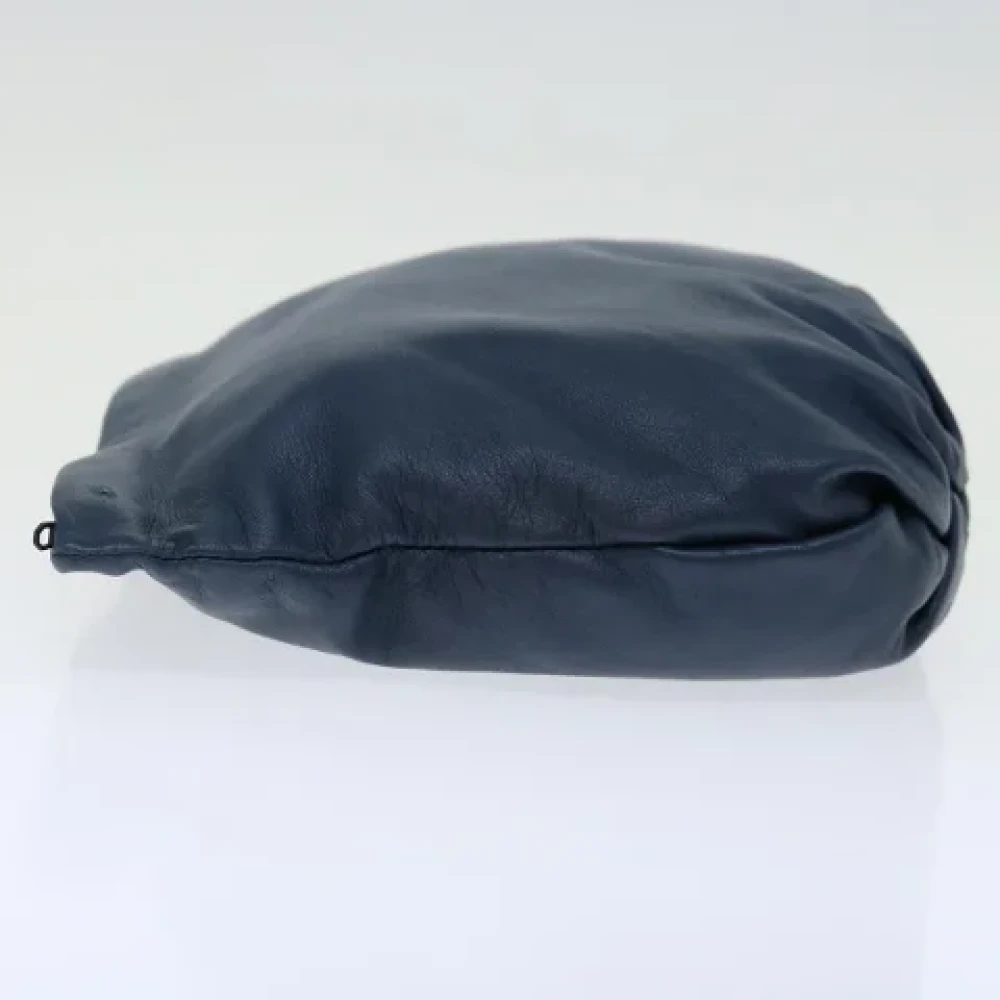 Loewe Pre-owned Leather clutches Blue Dames