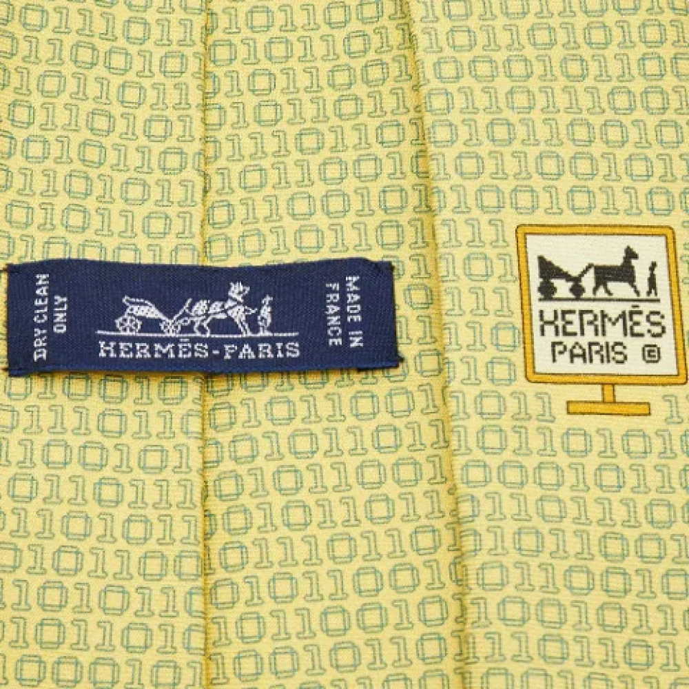 Hermès Vintage Pre-owned Silk tops Yellow Heren