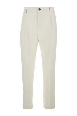 pantalon-blanc-en-coton-avec-fermeture-boutonnee