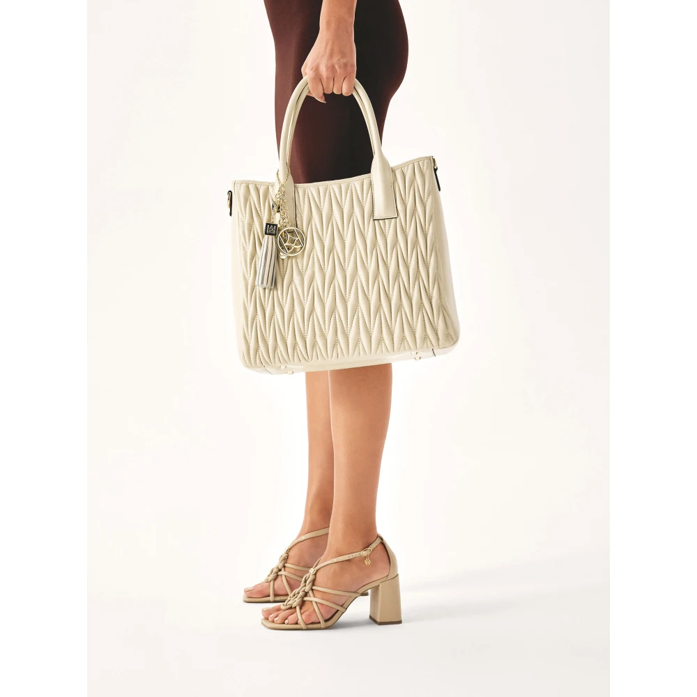 Kazar Ruime handtas gemaakt van indrukwekkend gedecoreerd leer Beige Dames