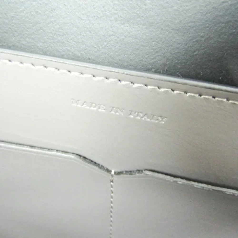 Burberry Vintage Pre-owned Leather shoulder-bags Gray Dames