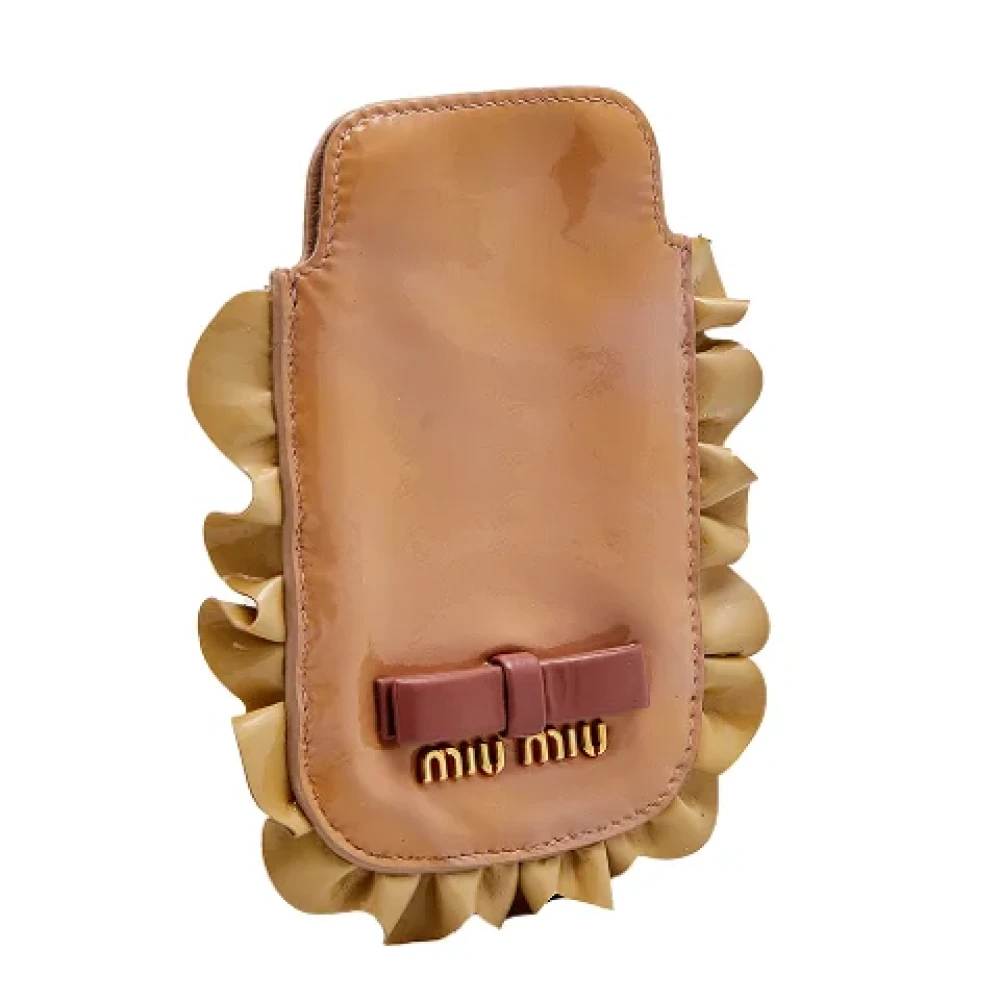Miu Pre-owned Leather home-office Beige Dames