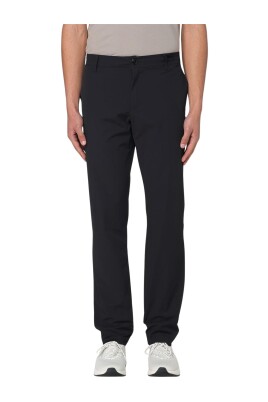 versatile-black-stretch-pants