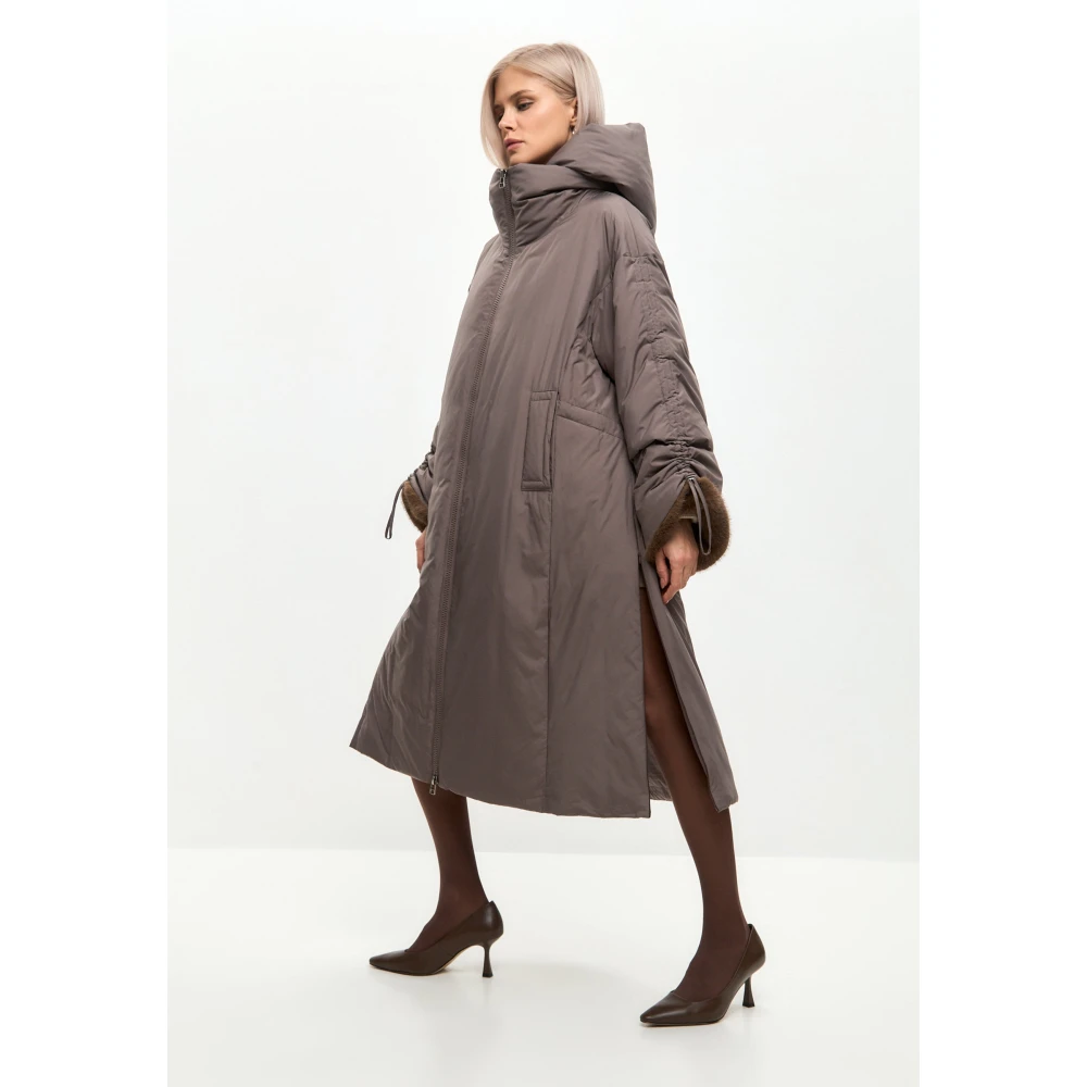 Cesare Gaspari Oversized gewatteerde jas met capuchon en nepbont manchetten Beige Dames
