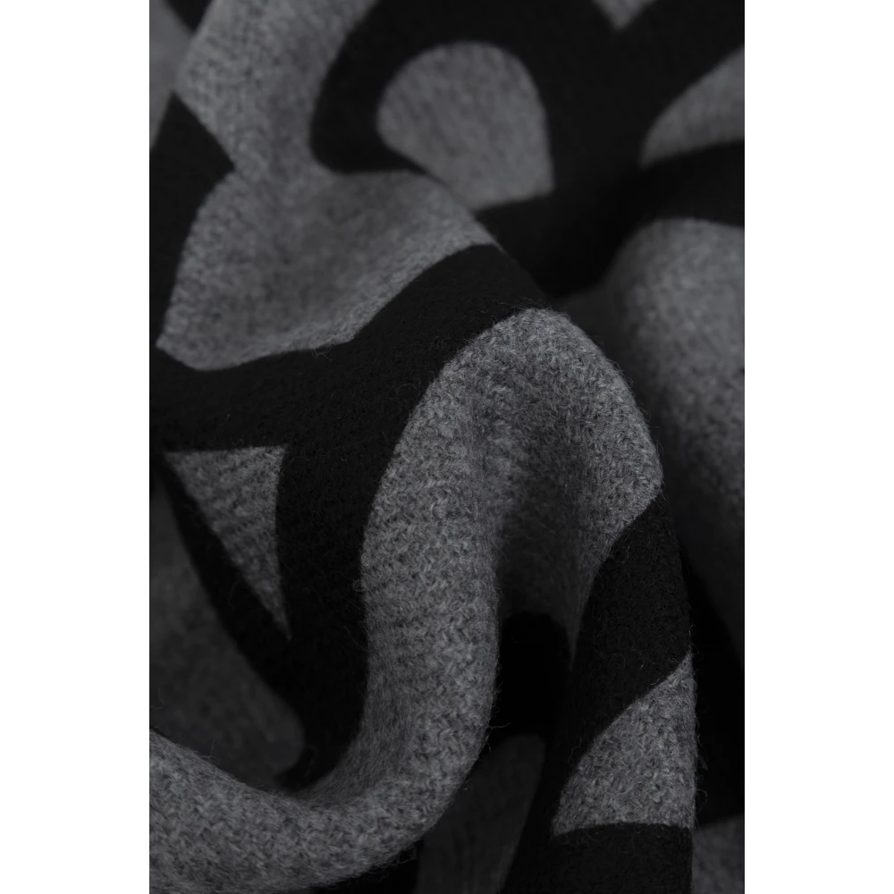 Salvatore Ferragamo Wollen sjaal met monogram Gray Heren