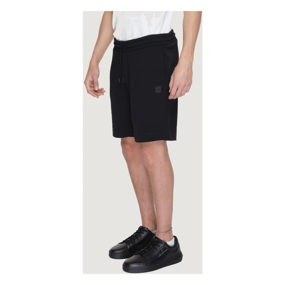 Hugo Boss Stijlvolle zwarte shorts met vetersluiting en zakken Black Heren