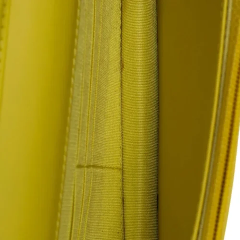 Chanel Vintage Pre-owned Leather wallets Yellow Dames