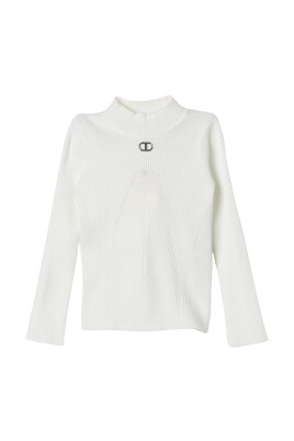 youthful-ribbed-knit-sweater