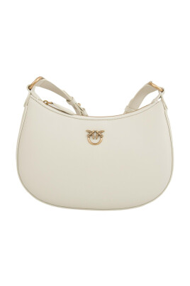 white-shoulder-bag-chic-style