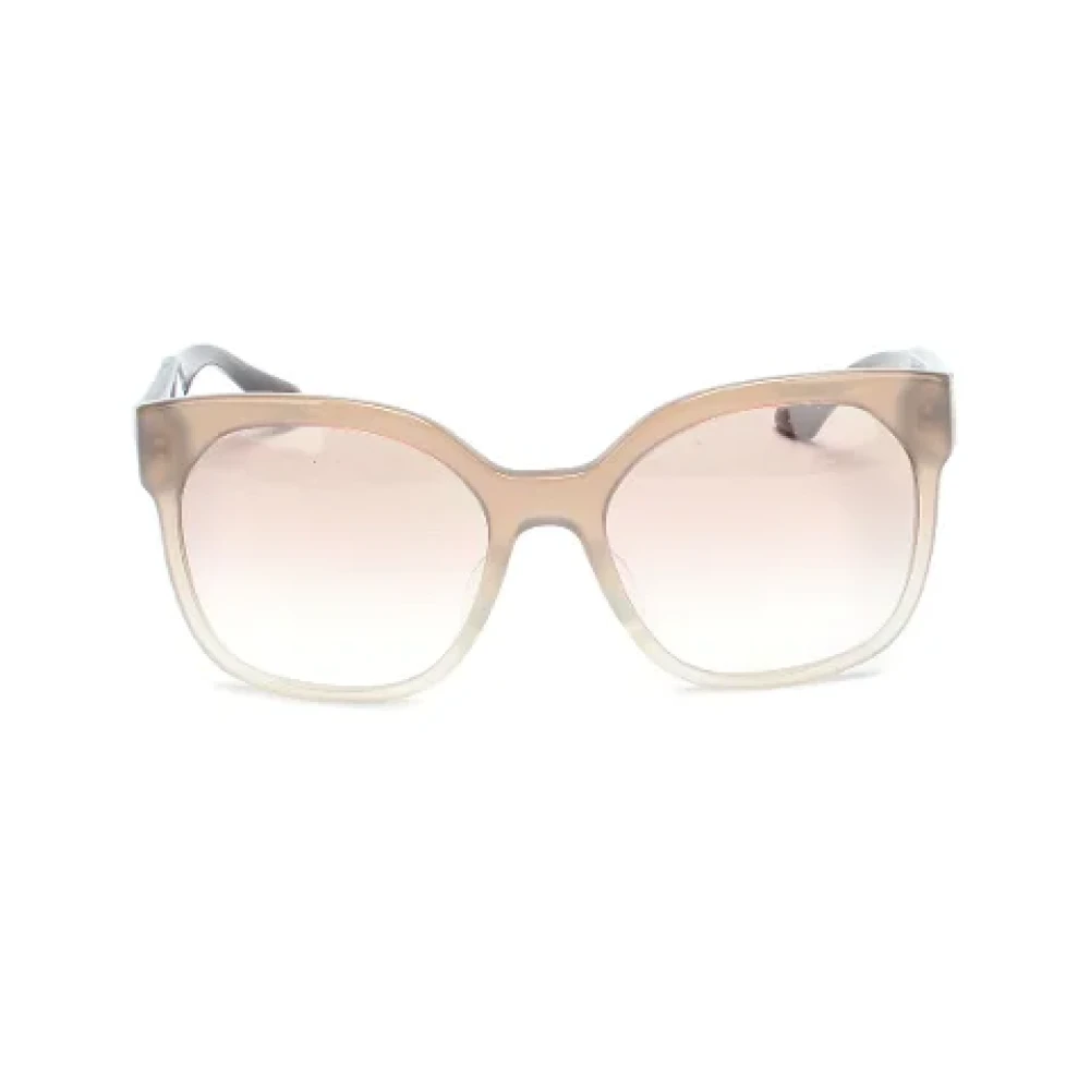Prada Vintage Pre-owned Plastic sunglasses Beige Dames