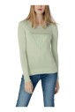tricot-vert-a-manches-longues