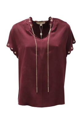 chemisier-en-soie-couleur-bordeaux