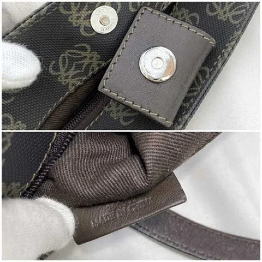 Loewe Pre-owned Fabric handbags Black Dames