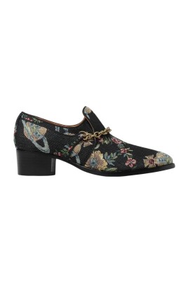 floral-chain-pumps