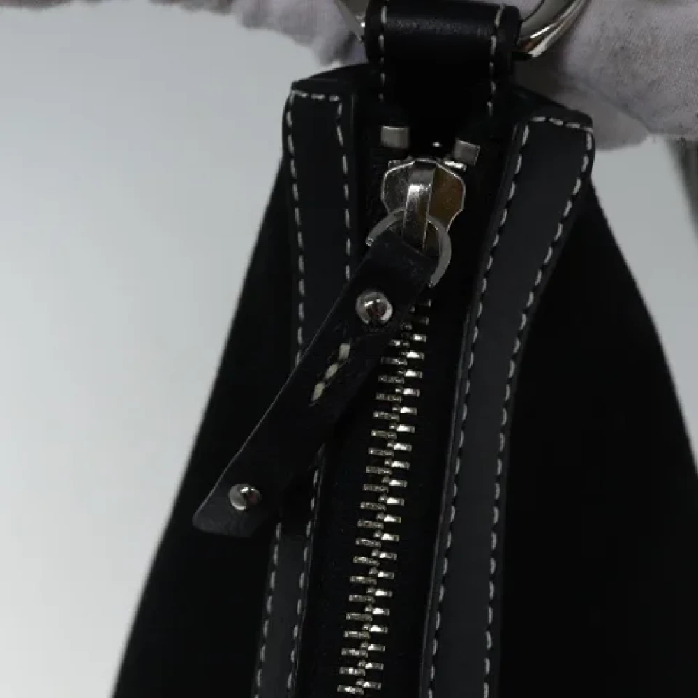 Burberry Vintage Pre-owned Canvas shoulder-bags Black Dames