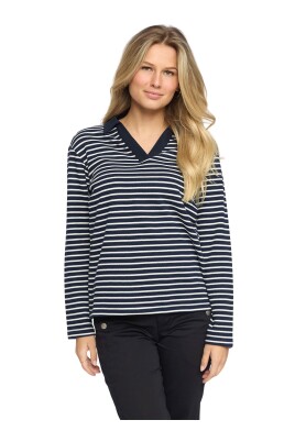 striped-top-navy-off-white