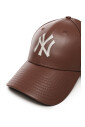 brown-logo-curved-visor-cap