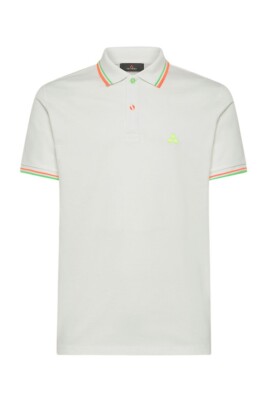 white-polo-shirt