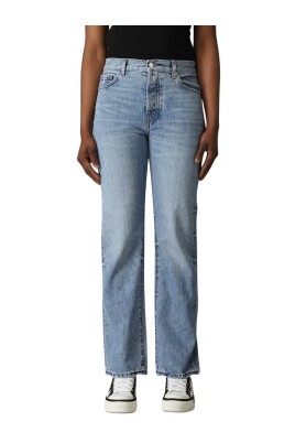 classic-straight-leg-pink-jeans