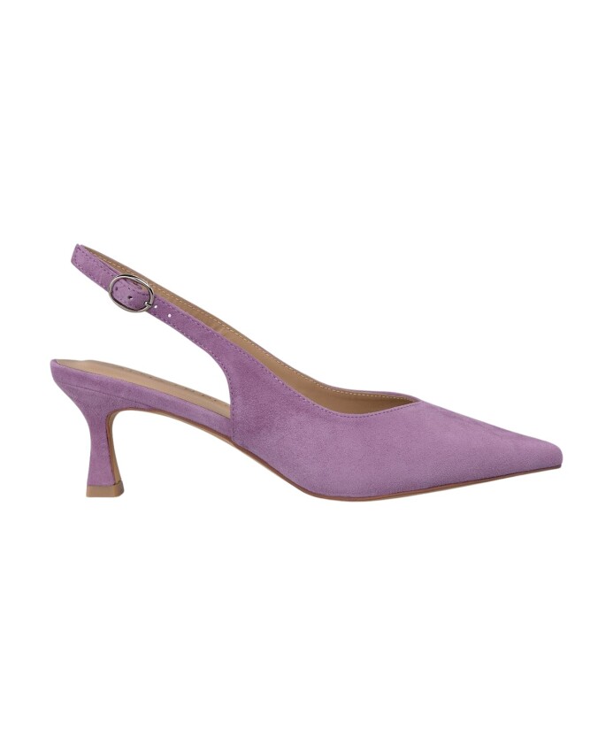 kitten-heeled-shoes