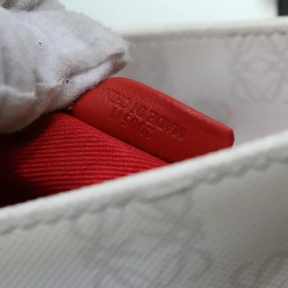 Loewe Pre-owned Canvas totes White Dames