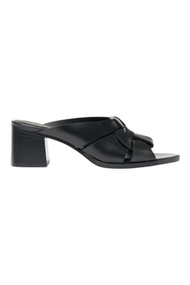 Aida Sandal