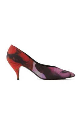 Tryckta Pumps