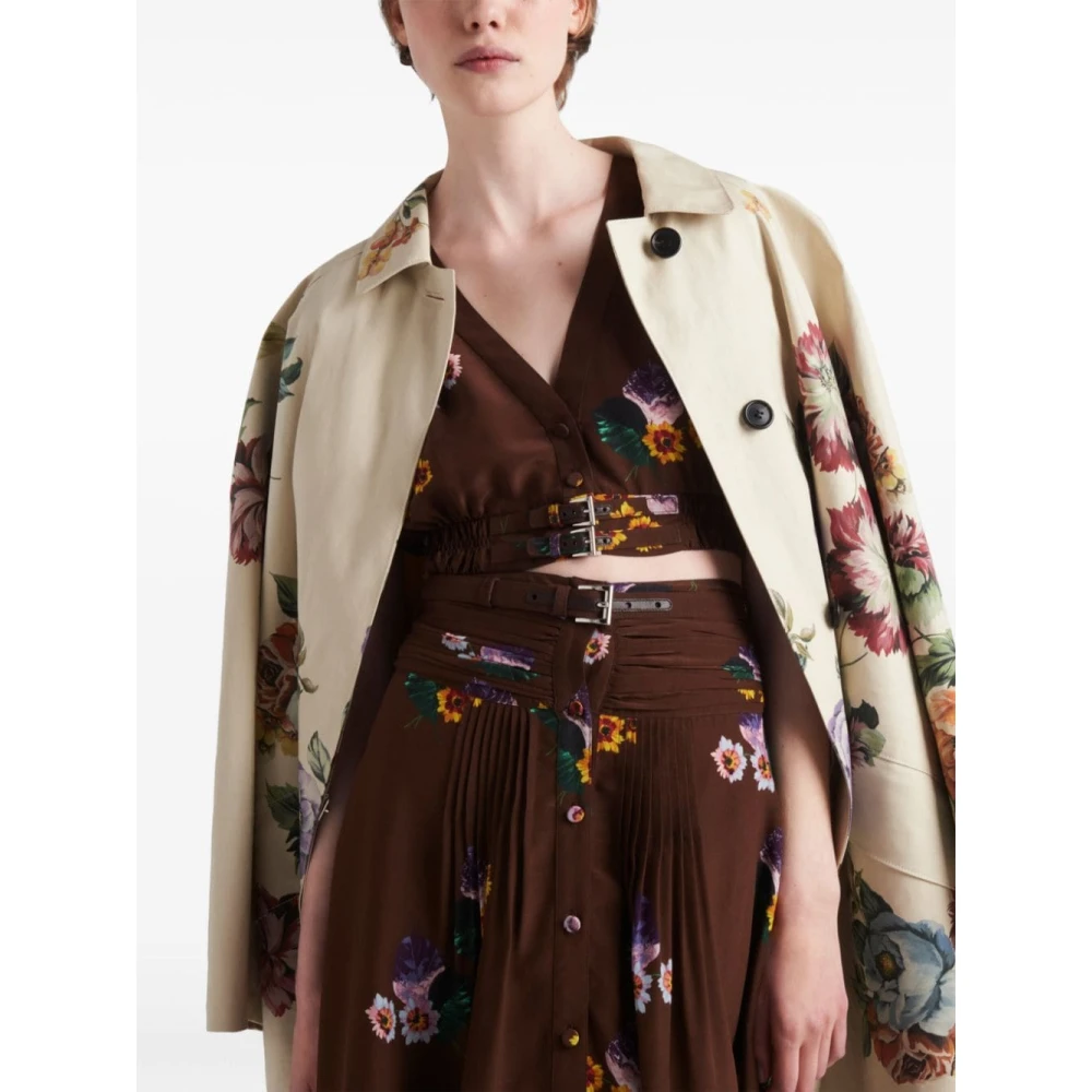 Prada Beige Bloemenjas & Jas Beige Dames