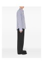 chemise-bleue-button-up-avec-b-shield