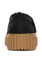 black-bee-leisure-sneakers