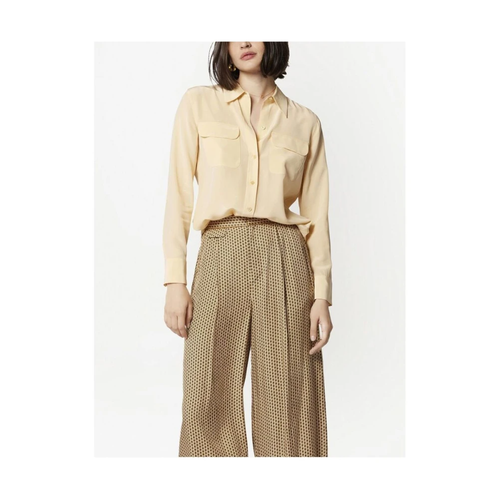 Equipment Zijden Klassieke Kraag Shirt Beige Dames