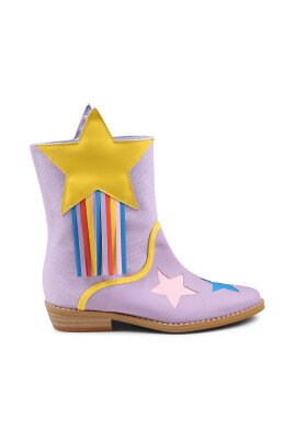 purple-cowboy-boots-with-star-embellishments