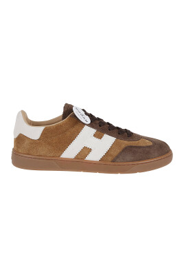 casual-sneakers-with-amber-sole