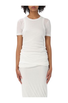 haut-de-t-shirt-blanc-a-couches