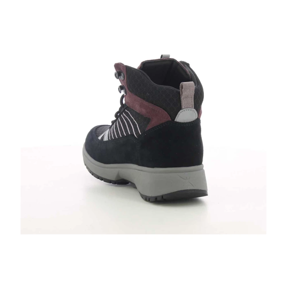 Xsensible Zwarte Damesschoenen Oulu W23 Black Dames