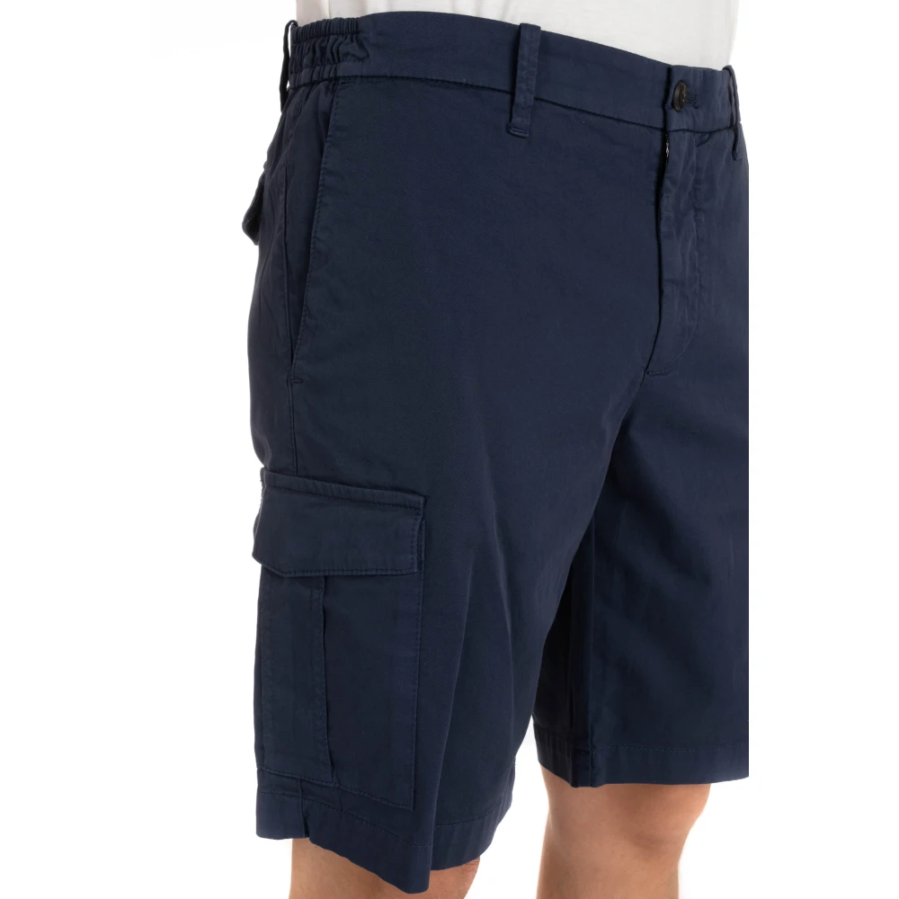 Eleventy Blauwe Shorts met Rits en Knoop Blue Heren