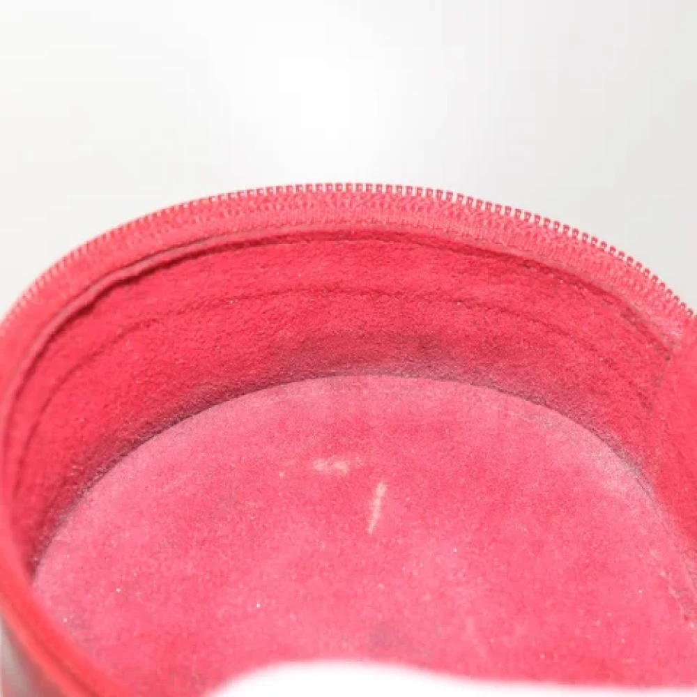 Louis Vuitton Vintage Pre-owned Leather pouches Red Dames