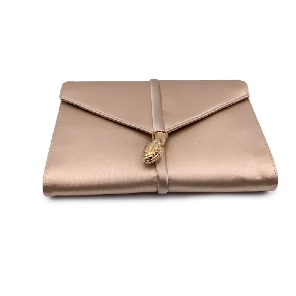 Yves Saint Laurent Vintage Pre-owned Fabric clutches Beige Dames