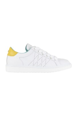 p01-lace-up-sneakers