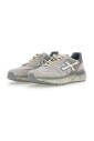 baskets-en-daim-et-nylon-gris