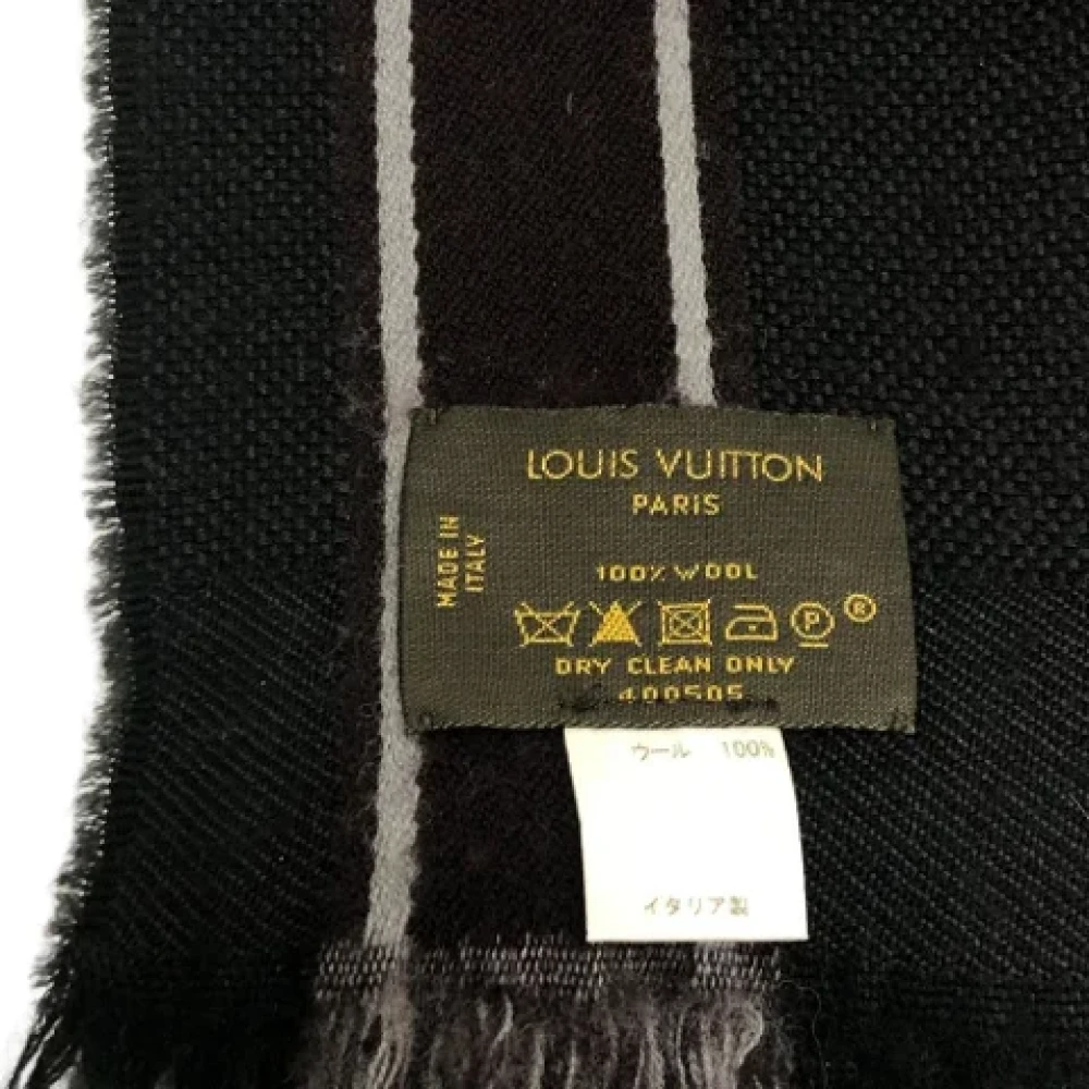 Louis Vuitton Vintage Pre-owned Wool scarves Black Heren