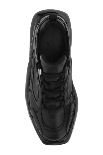 Svart lädervandringssneakers