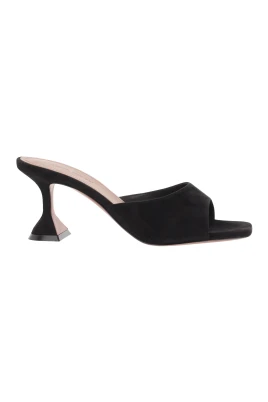 Lupita Slipper 70