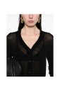 pull-noir-a-col-en-v-avec-boutons