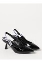 escarpins-elegants-a-talon-aiguille