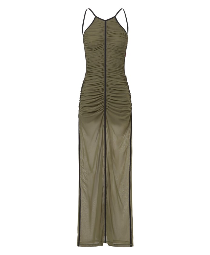 robe-maxi-superposee-avec-details-raffines